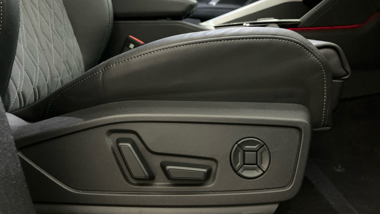 Audi Q5 2.0 TDI Quattro Launch Edition 5dr S Tronic Diesel Estate